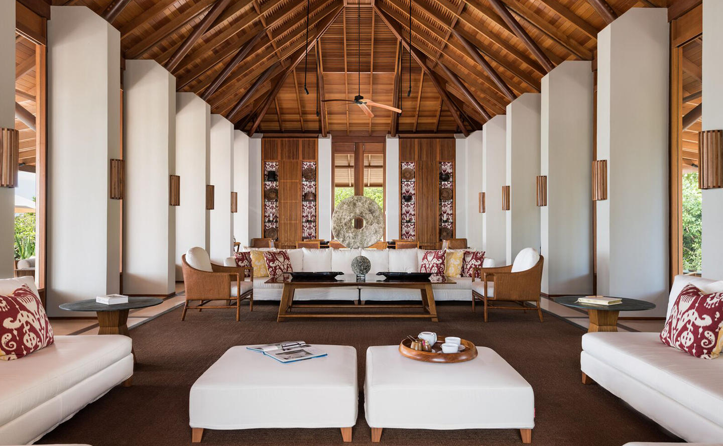Five-Bedroom-Artist-Villa_3