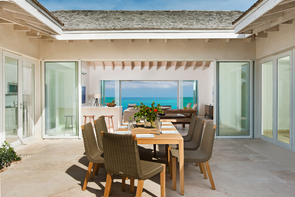 29.4 Sailrock Resort-Beachfront 4BD Villa-Garden Dining-1