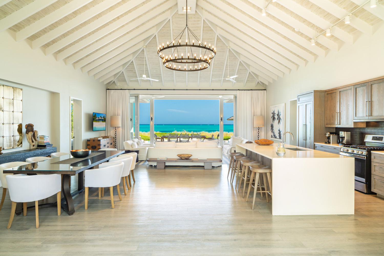 Villa Frangipani Living, Dining, Kitchem