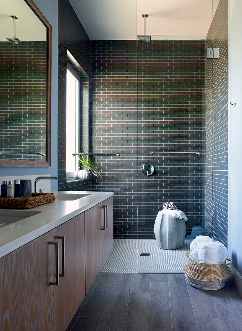 back-bedroom-ensuite-bath