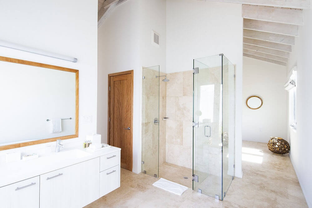 one-bedroom-beachfront-villa-bathroom-2