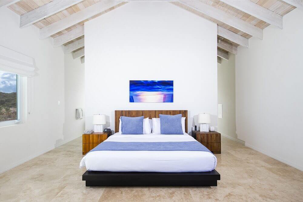 one-bedroom-beachfront-villa-bedroom