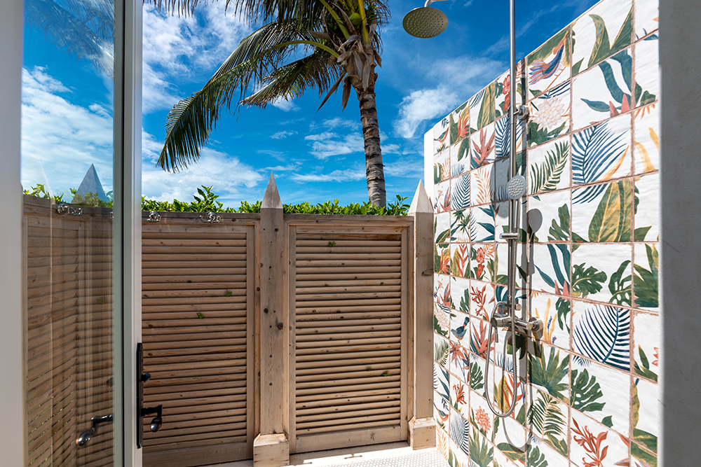 Ambergris Cay Carpe Diem 4 Bedroom All Inclusive Villa outdoor shower.jpg