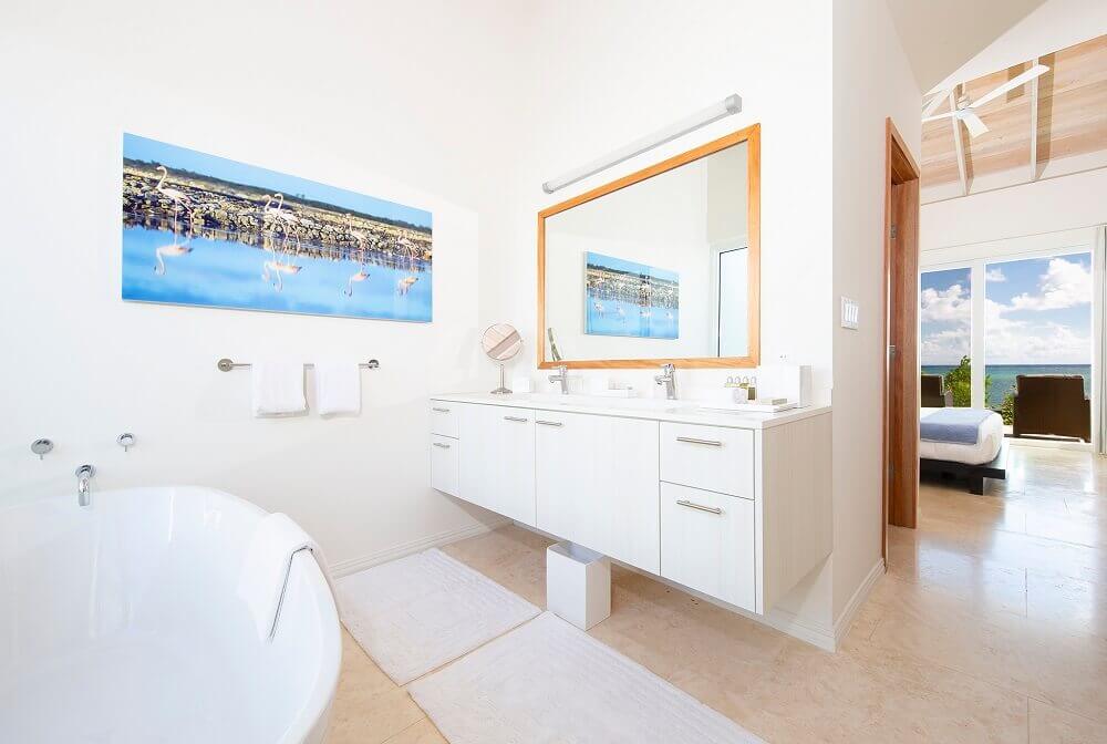 7.-2-bedroom-beachfront-villa-deluxe-bathroom