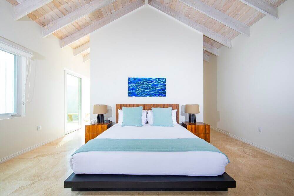 sailrock-resort-2-bed-beachfront-villa-suite-bedroom