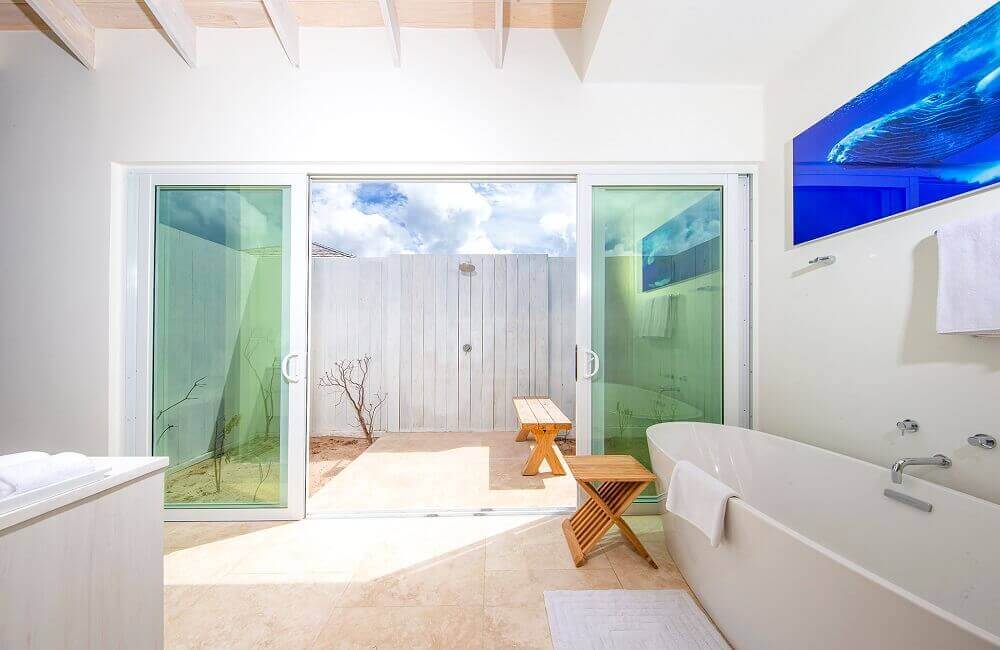 sailrock-resort-2-bed-beachfront-villa-suite-outdoor-shower-garden