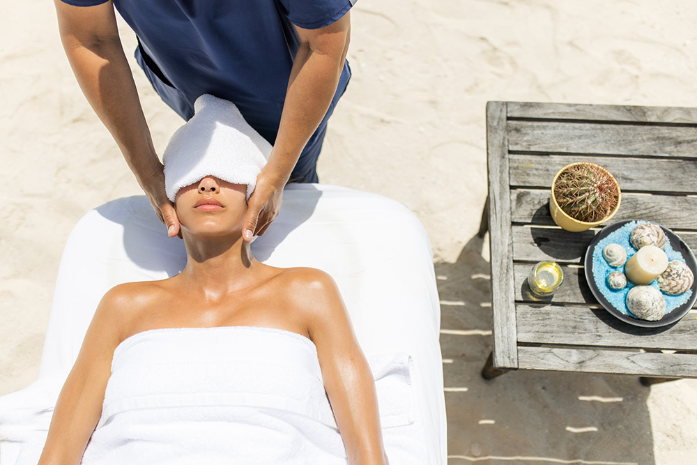 Ambergris-Cay-Elevate-Spa-Massage