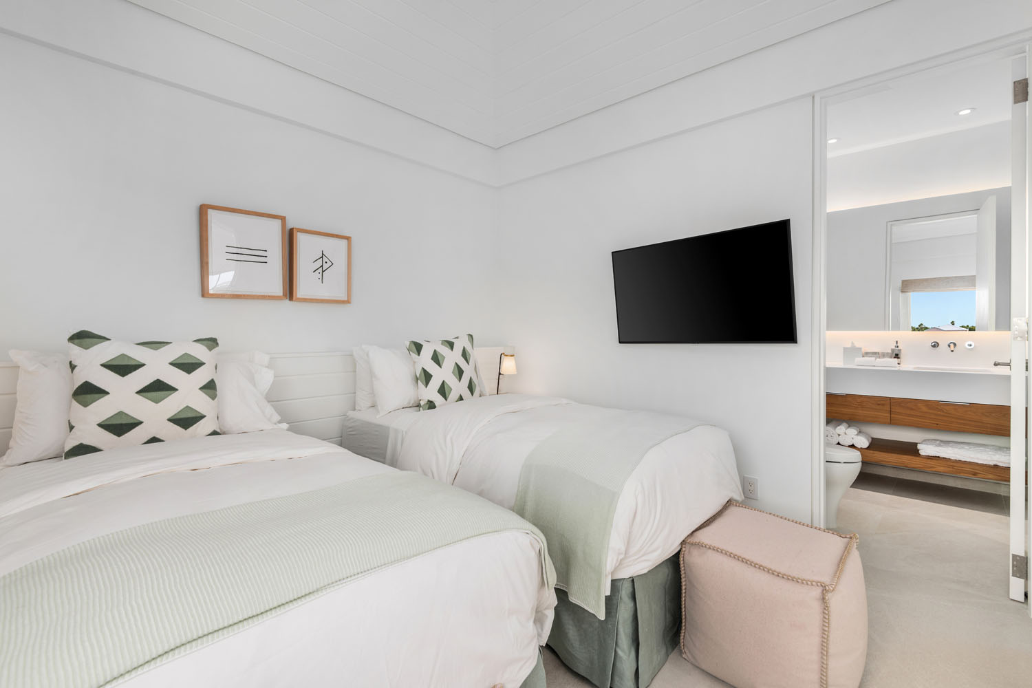 BE Villa 4 Bed -15