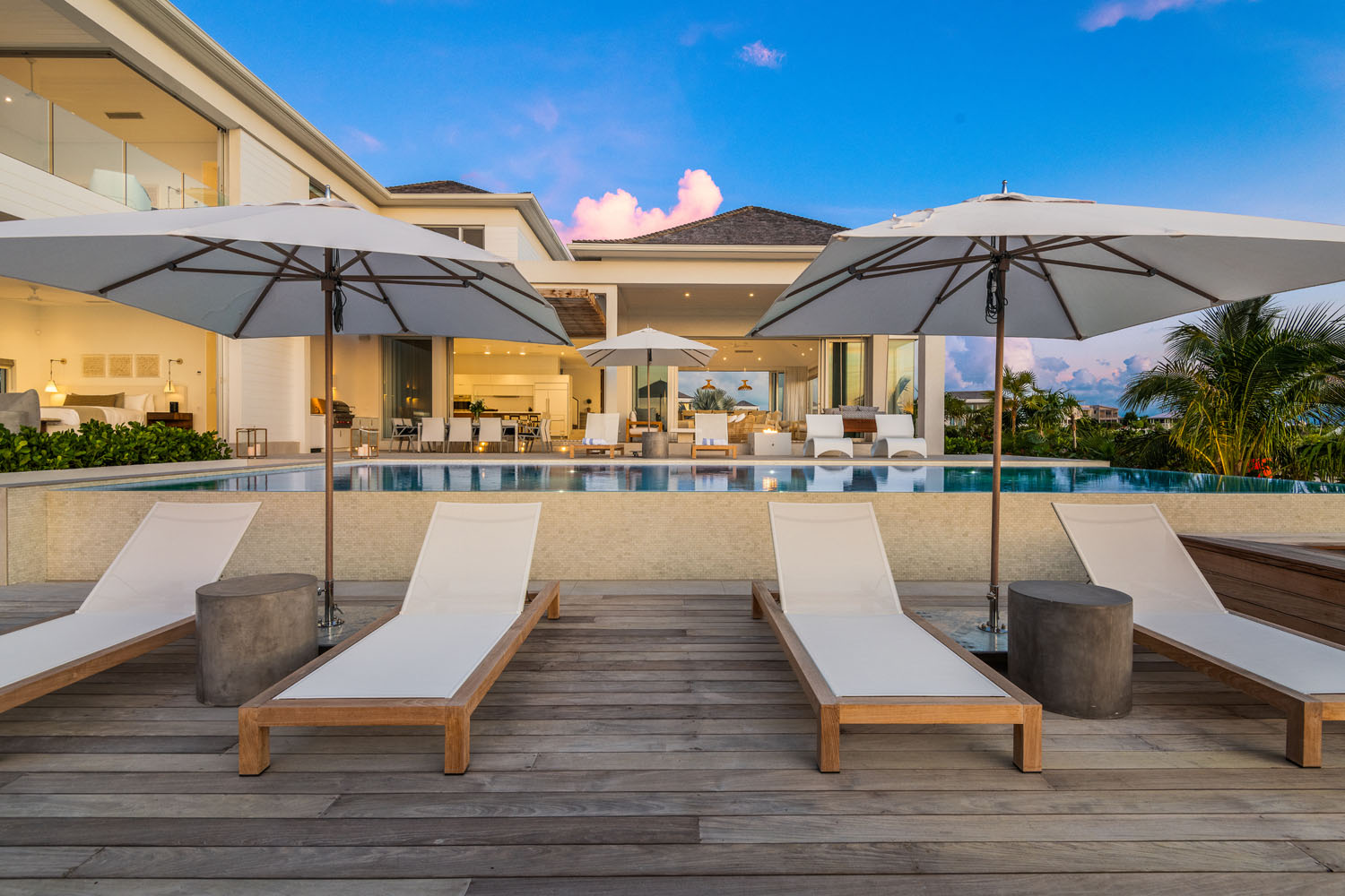 BEGB Villa - 5 Bedroom Beachfront (37)