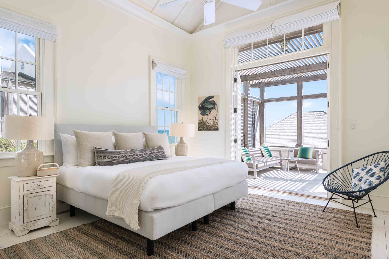03-ambergris-cay-morning-star-villa-bedroom-3000px