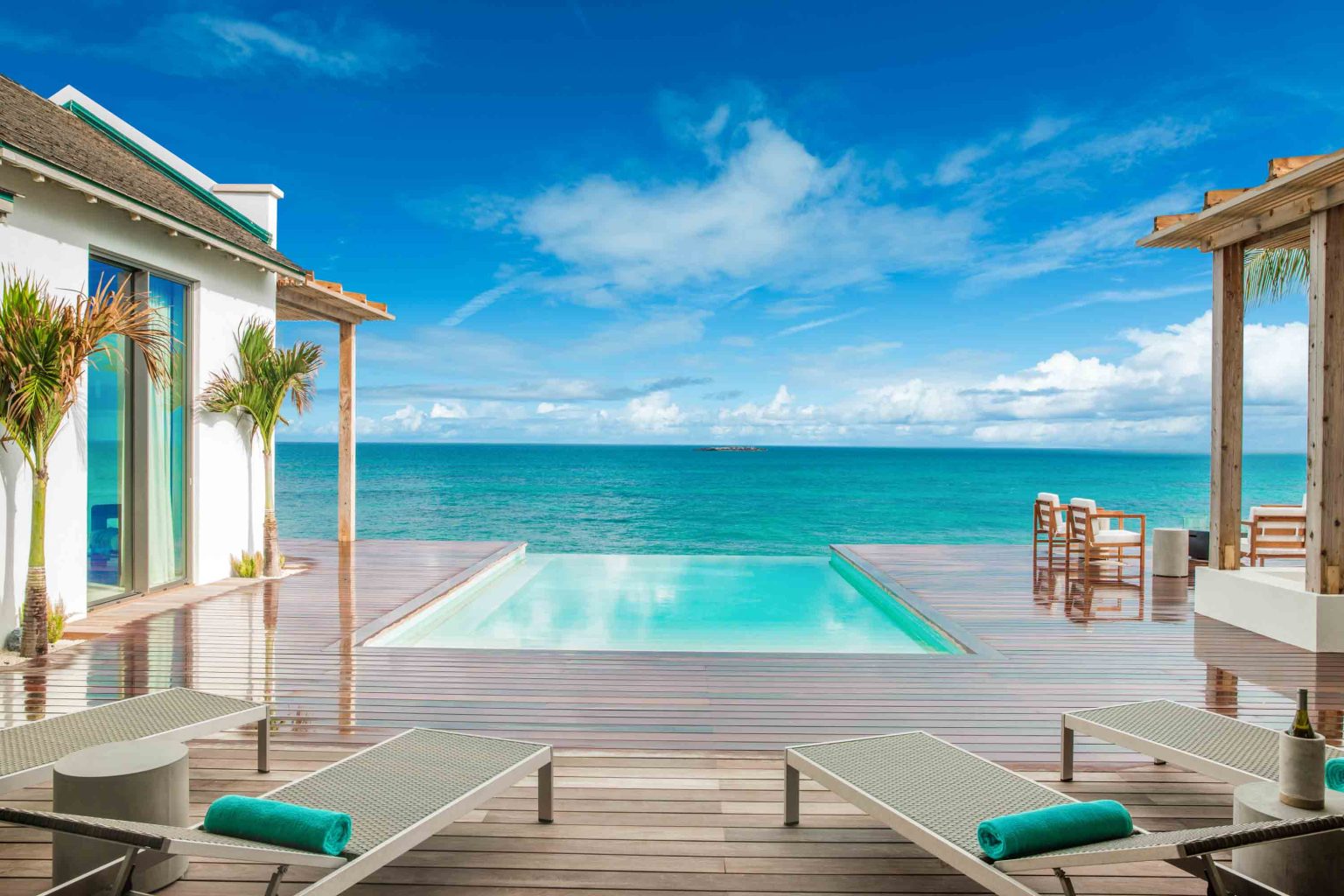 07-ambergris-cay-dream-pavilion-pool-3000px