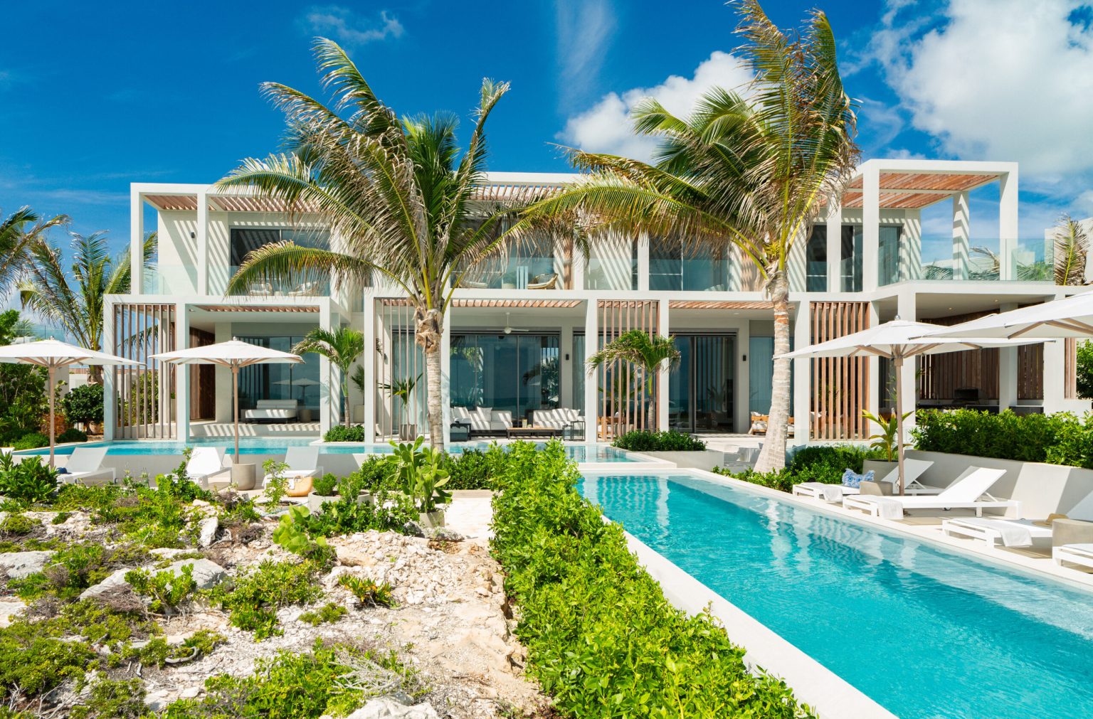 OE16-Banks-View-of-Home-from-Beach-scaled