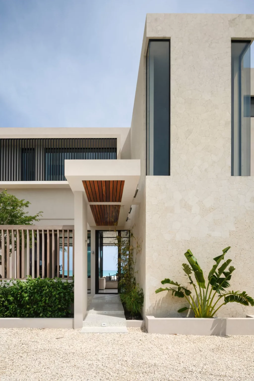 House-in-Leeward-17