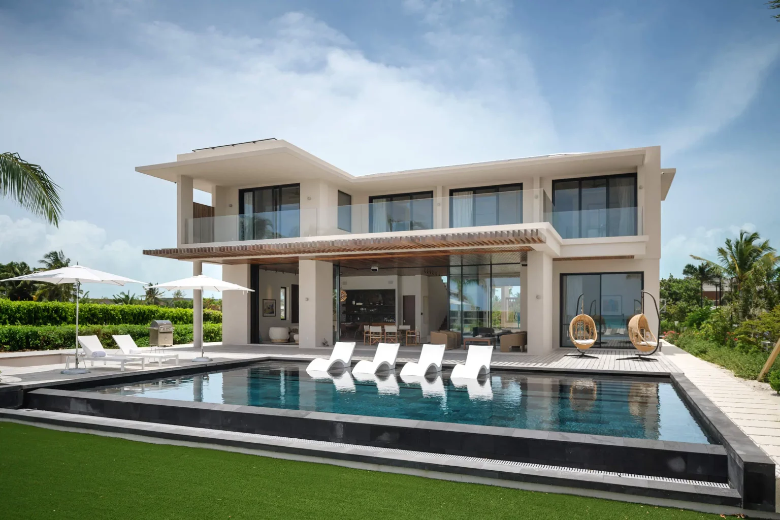 House-in-Leeward-18