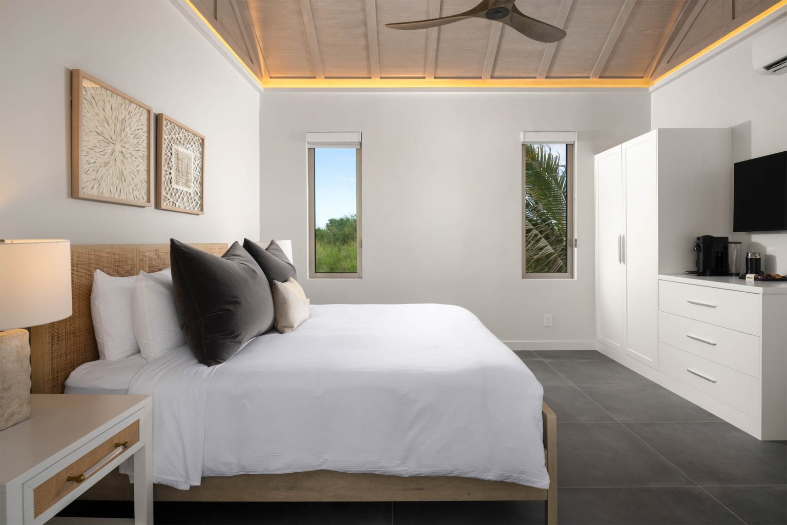 67805a0cce7599de6d429aca_Ambergris-Cay-Dream-Away-Villa-Cottage-Bedroom-Turks-and-Caicos