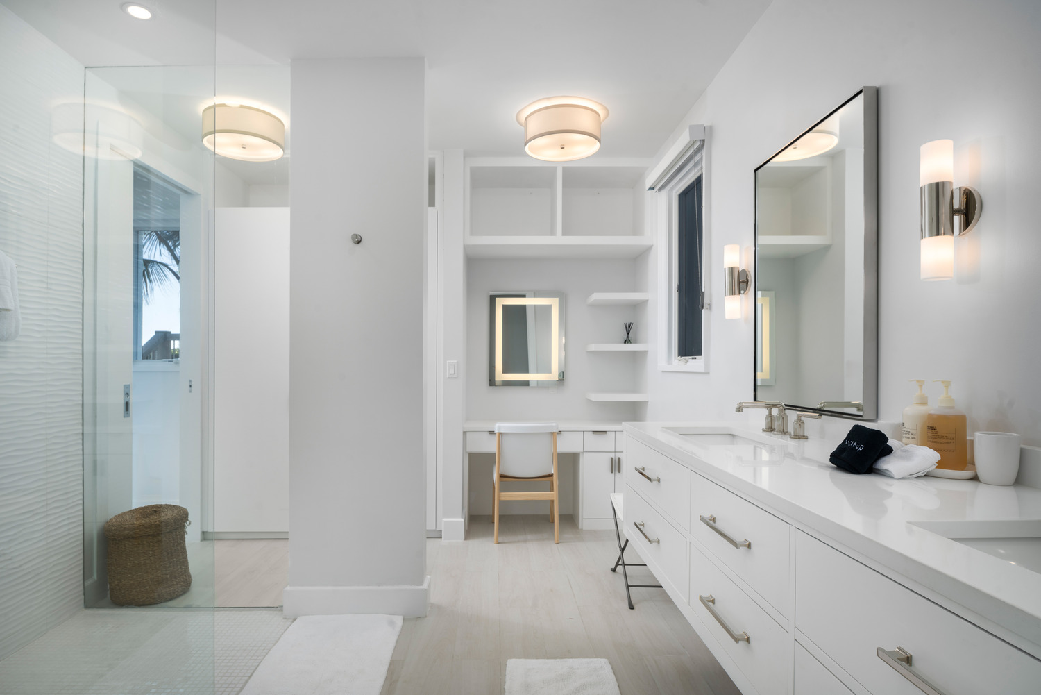 Haven House pick up_-27