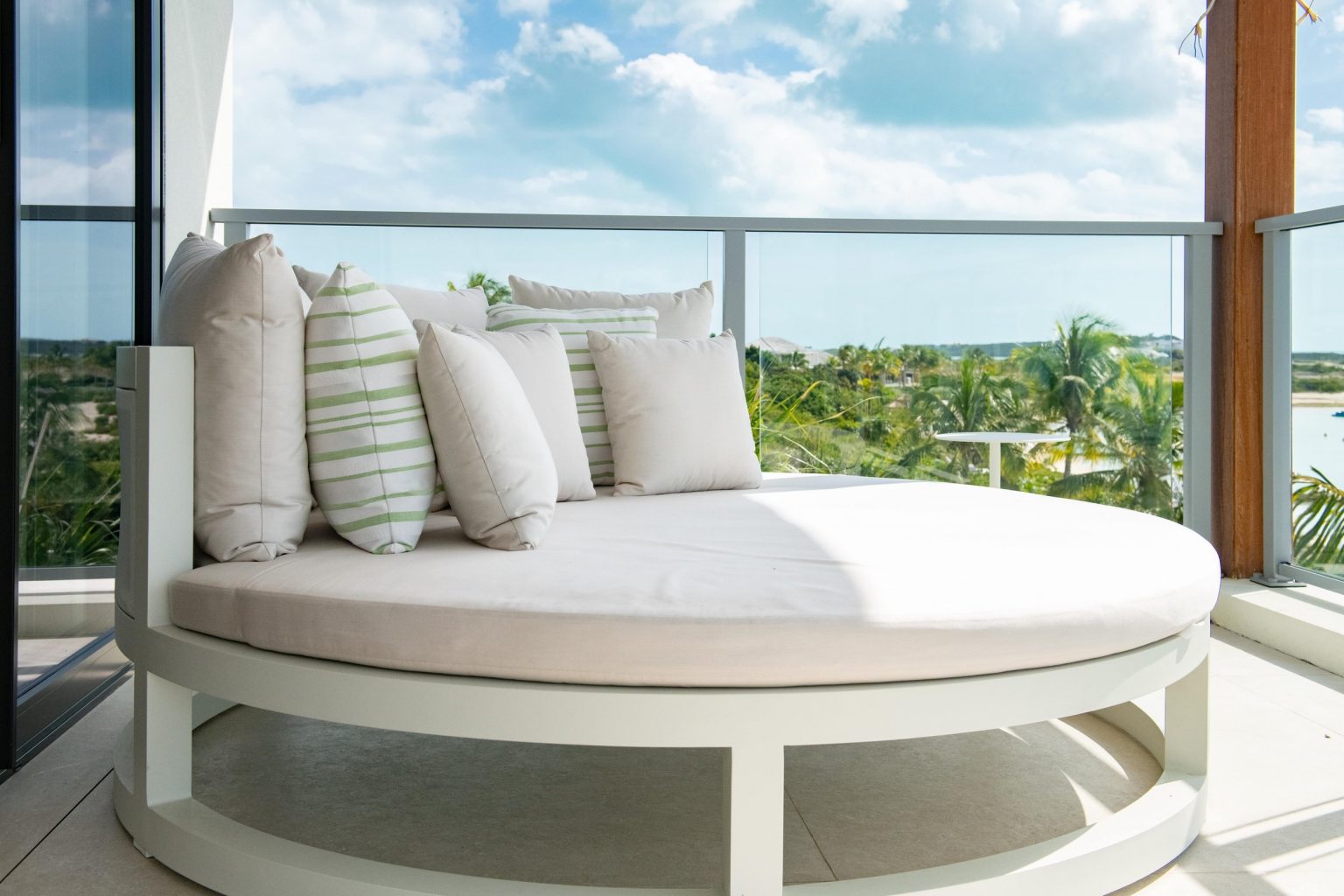 014+Bristol+Breeze+details+4996-min.jpg