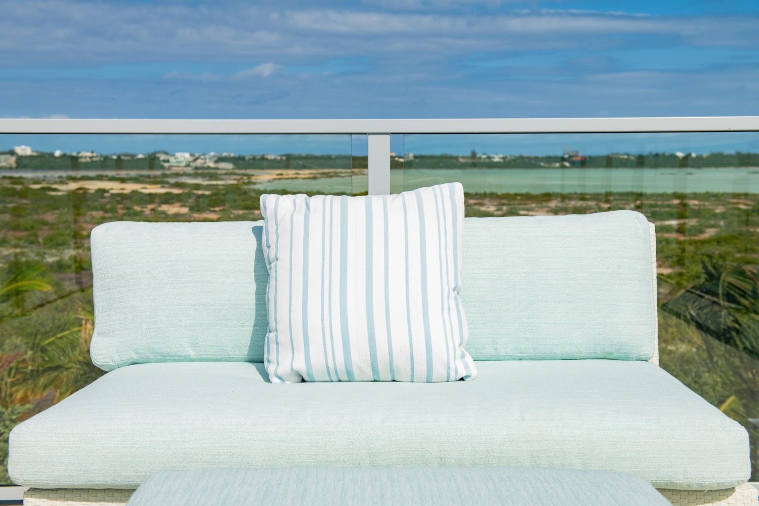 064+Bristol+Breeze+details+5622-min.jpg