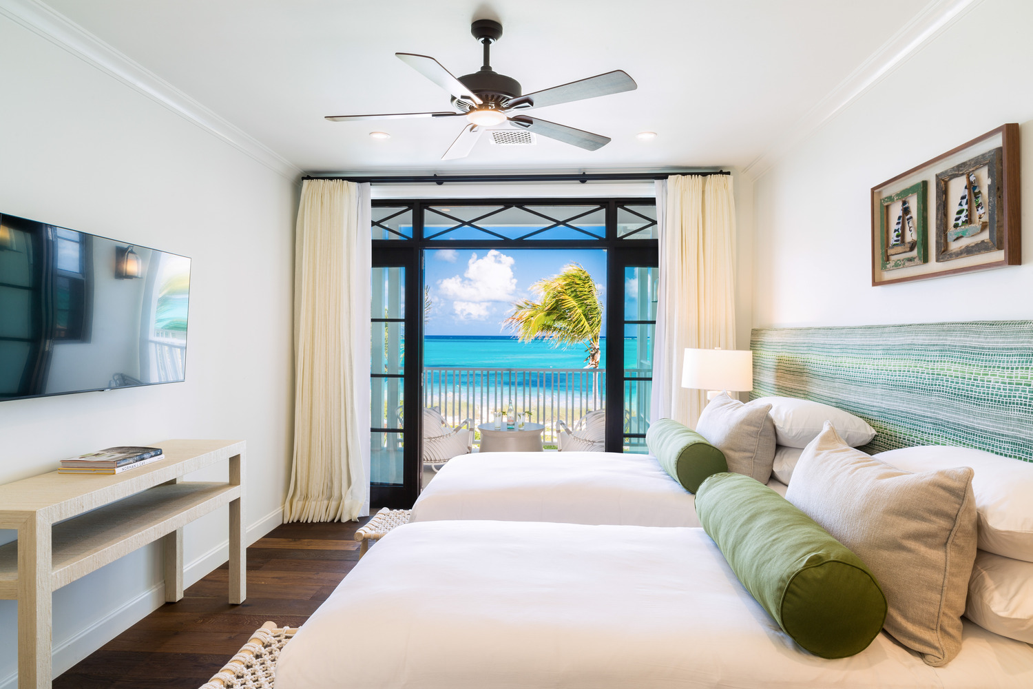 Kisiwa - First Double Bedroom