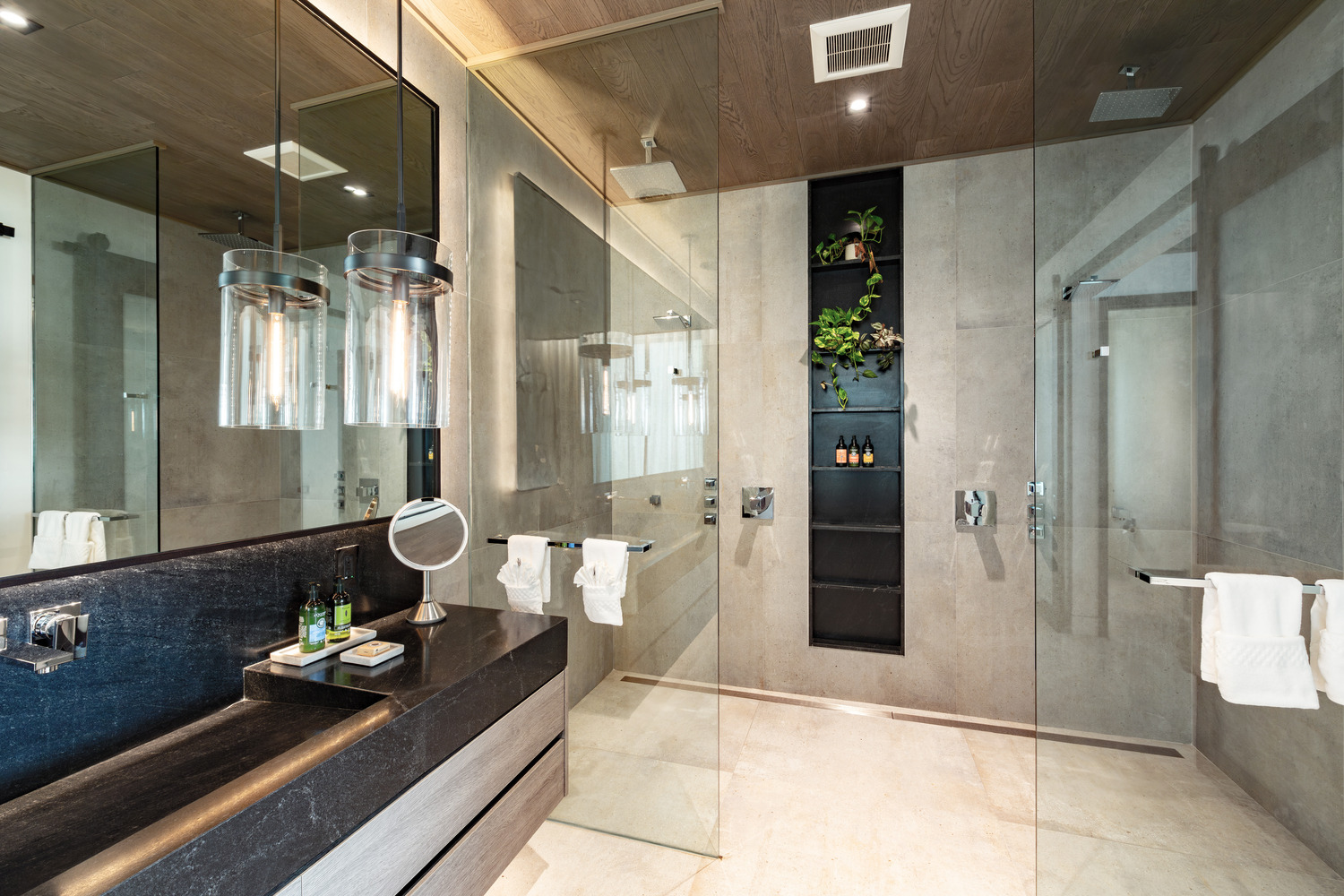 Villa Legasea Bathroom First Floor