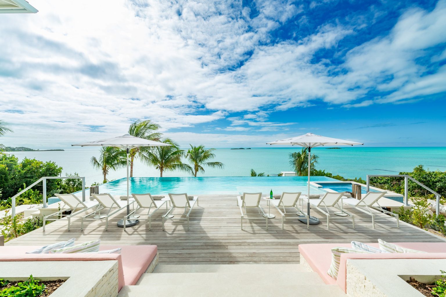 Villa+Bristol+Breeze+6230.jpg