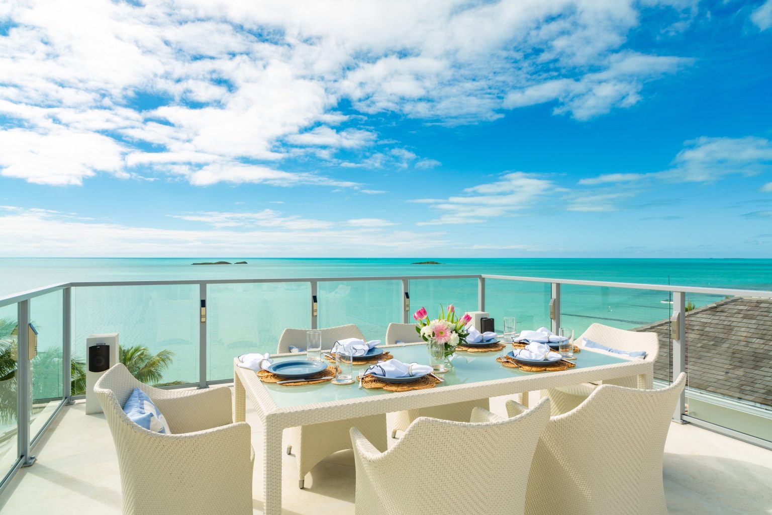 Villa+Bristol+Breeze+6268.jpg