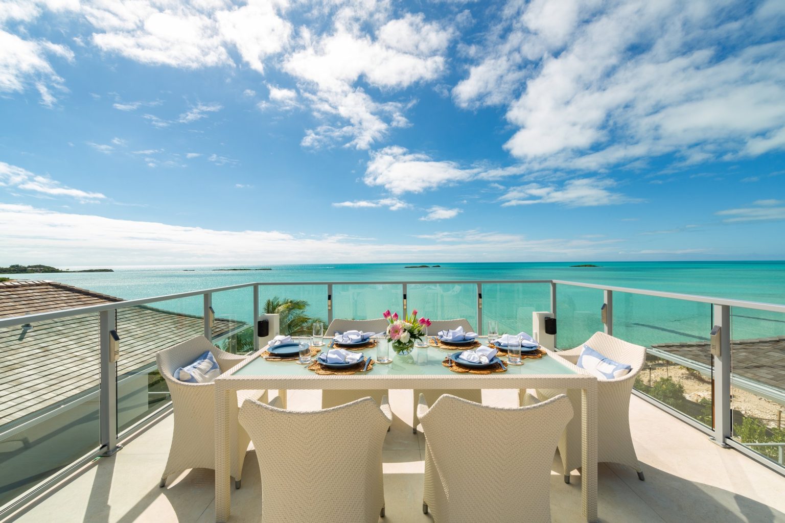 Villa+Bristol+Breeze+6282.jpg