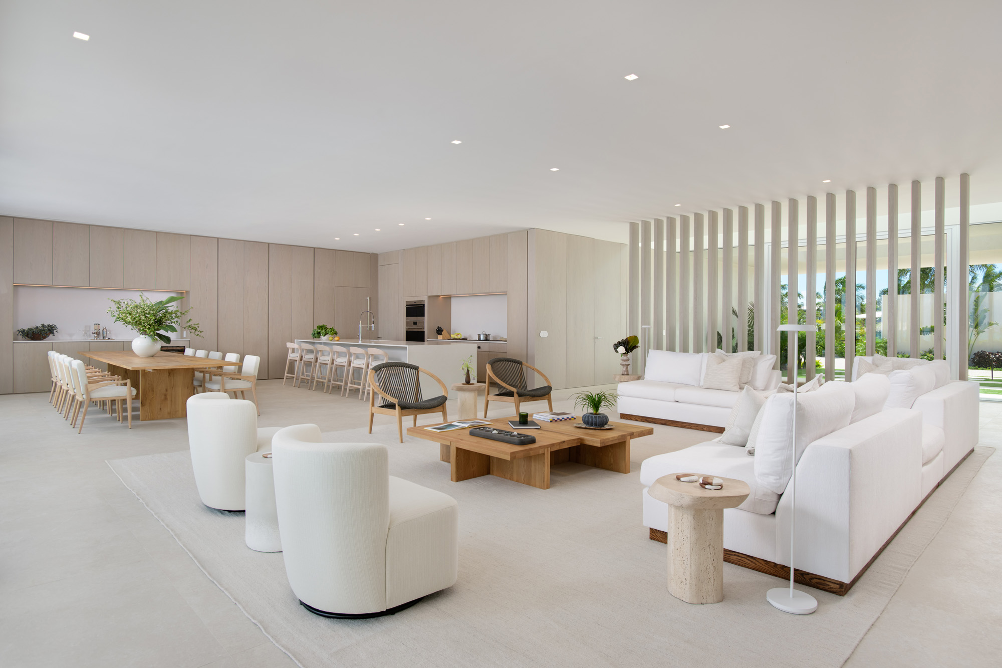 04 BEGB TR DINING & KITCHEN AREA VILLA 3