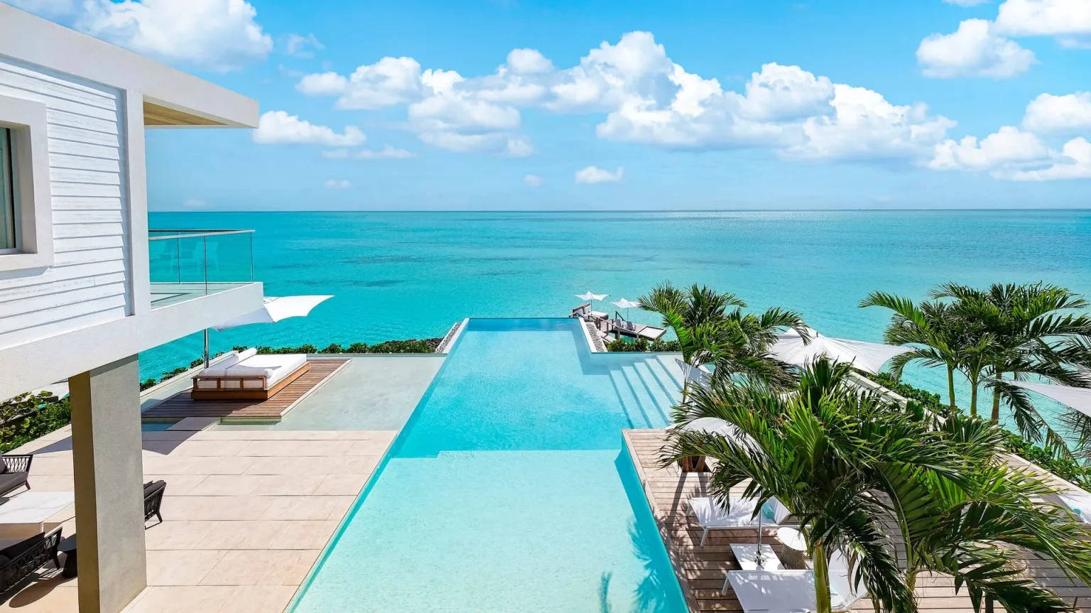 Six+bedroom+Azure+Villa-patio+view2-300dpi-1920w