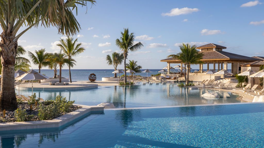 XSCLC_Resort Pool_1