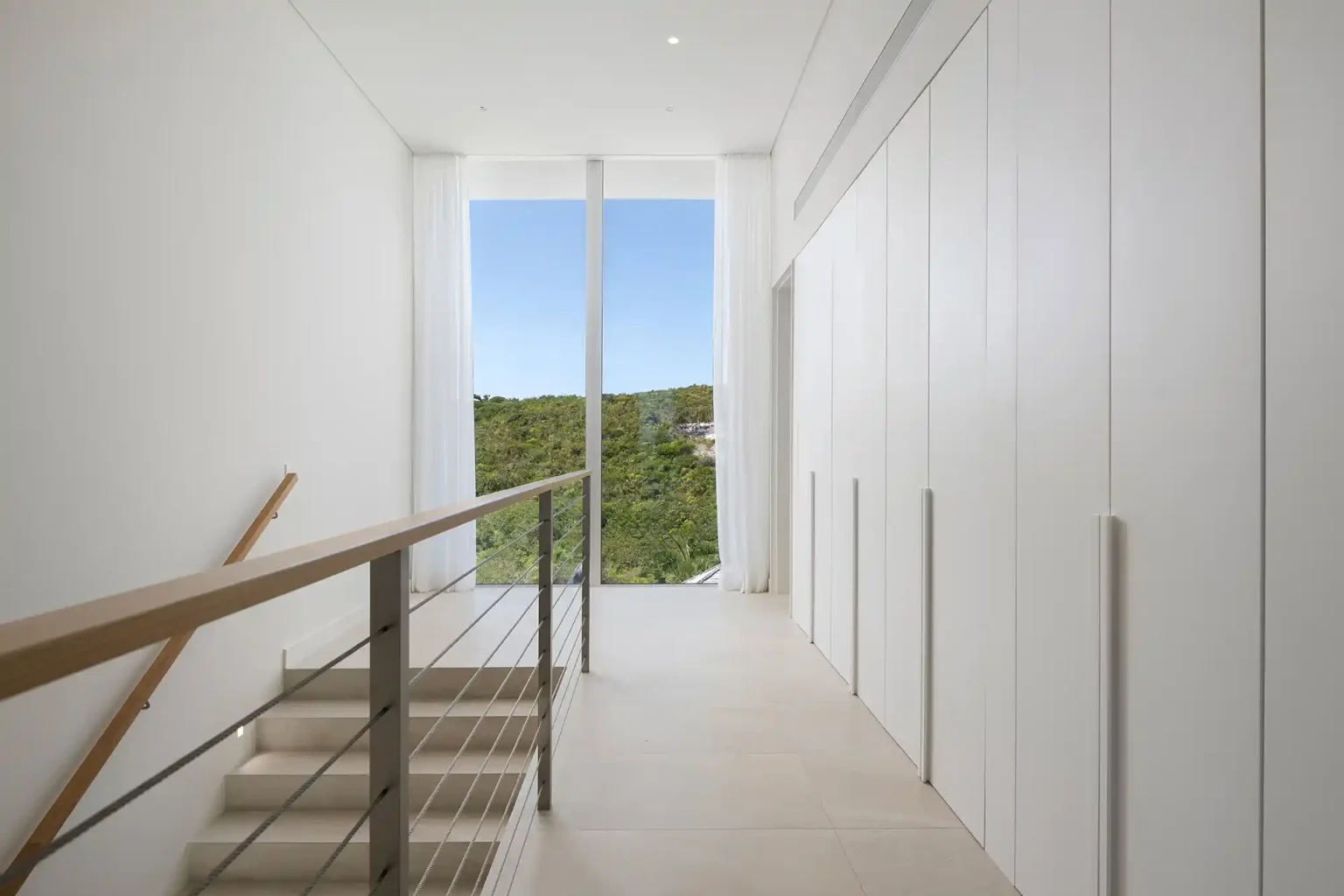 13 BENS 3 BDRM OCEAN VIEW BEACH HOUSE