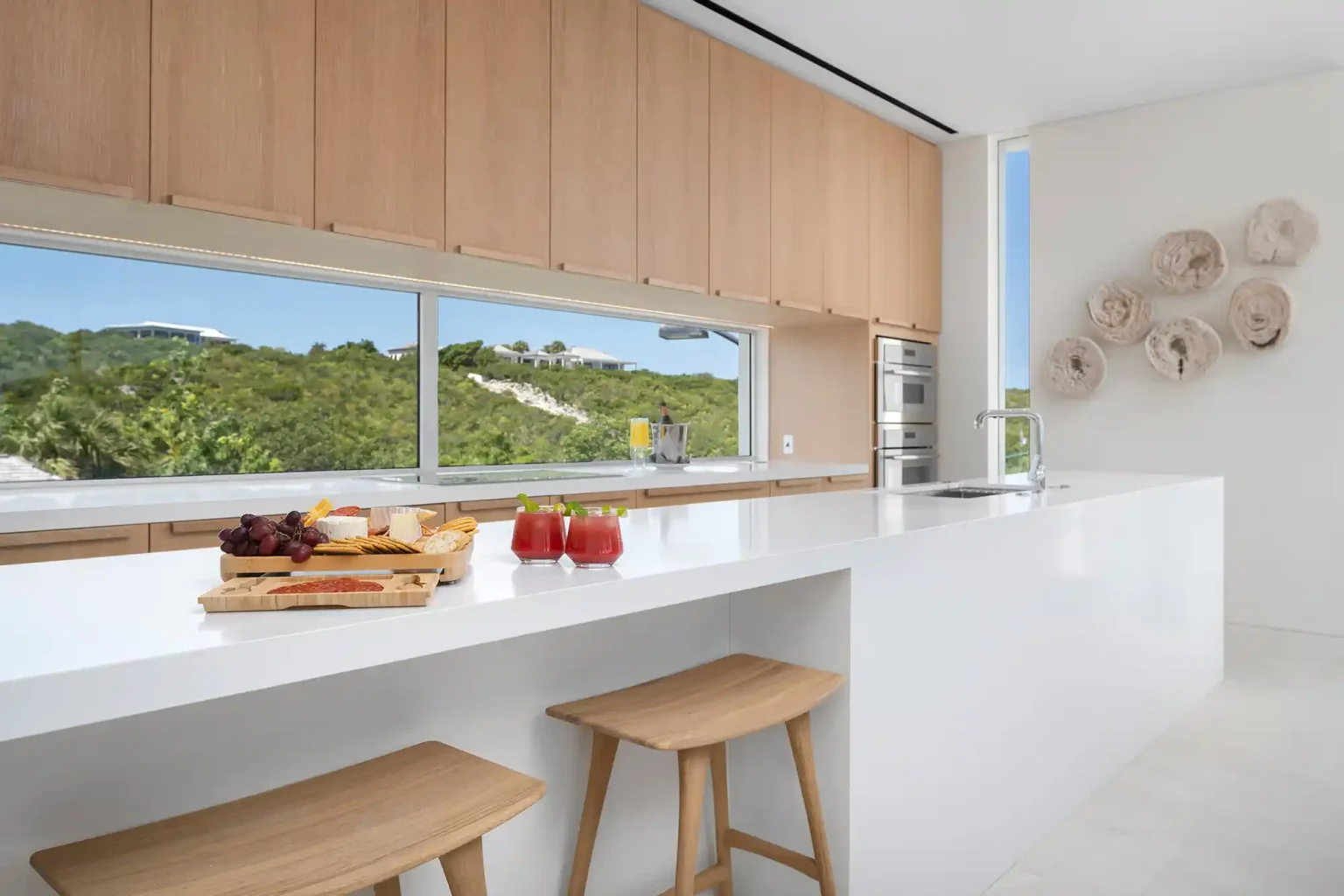 16 BENS 4 BDRM OCEAN VIEW BEACH HOUSE