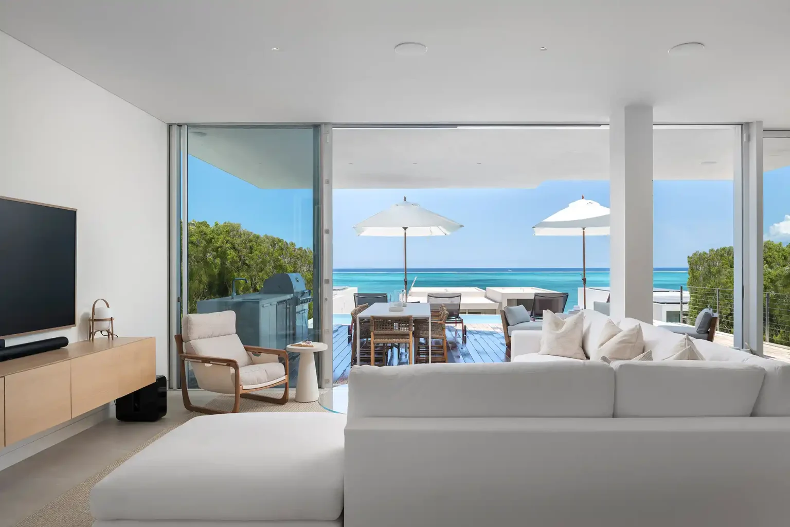 21 BENS 3 BDRM OCEAN VIEW BEACH HOUSE