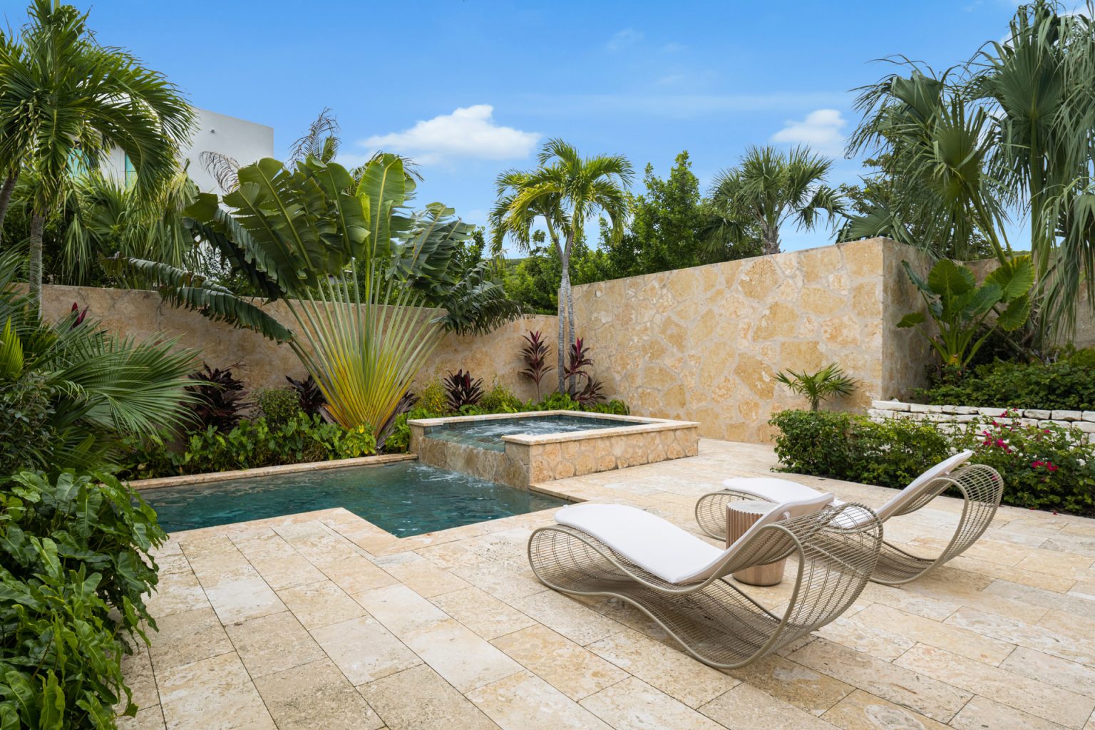 08-LR-Courtyard-Exterior-4-LR4_1