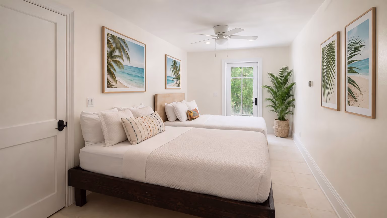 6aa928ddbfe157c6381d2f01_IHLVM Sea to Sky 36 Bedroom