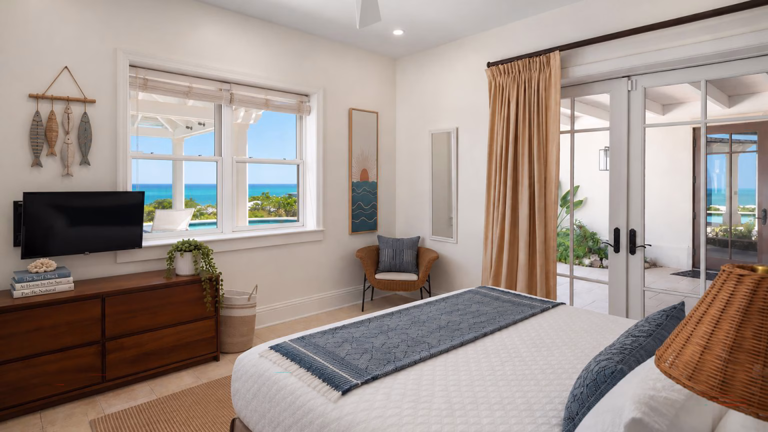 6aa928df4280804eb1572a1a_IHLVM Sea to Sky 31 Bedroom