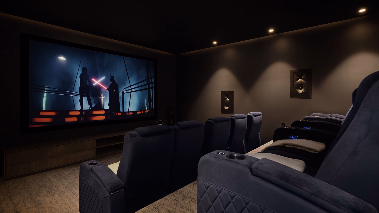 6aa937b4291154ec38264d76_IHLVM Villa Paradisa_006 Home Cinema
