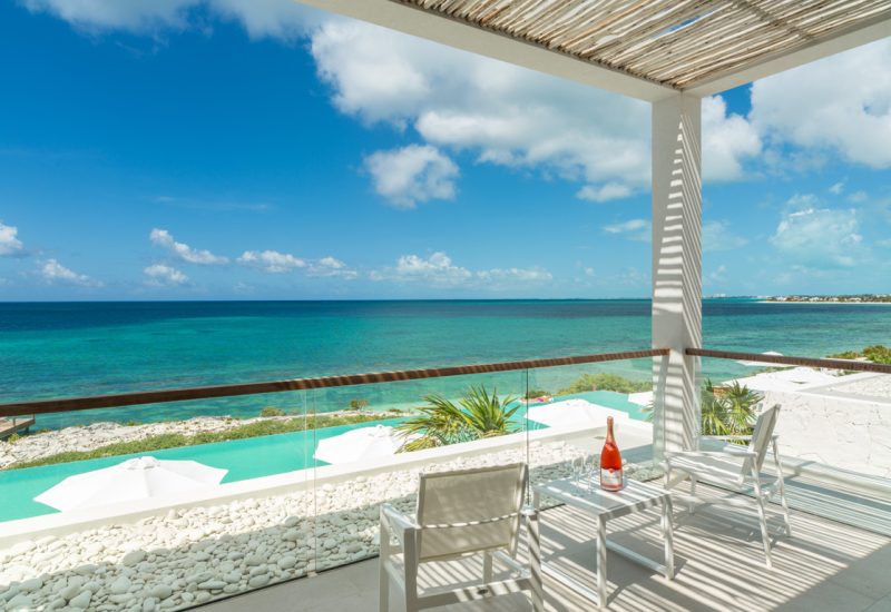 Oceanfront Pool View Studio_1