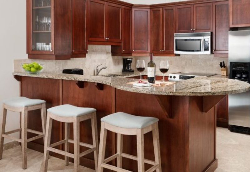 TuscanyW502Kitchen-900x391