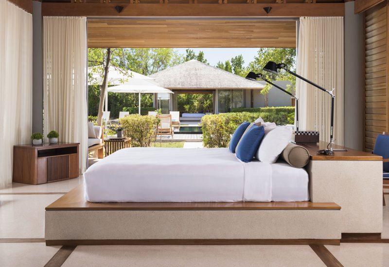 Master Bedroom - Lake front with pool views - east facing - 4 bedroom