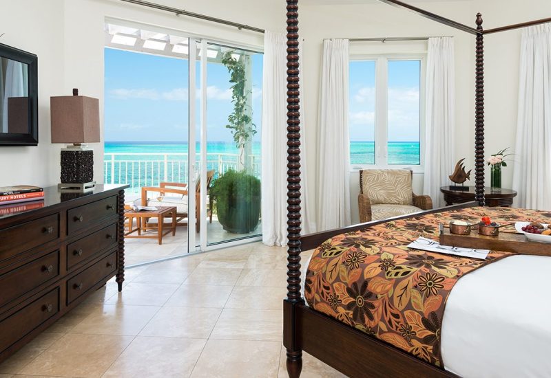 West-Bay-Club-Ocean-Premier-Ocean-Front-3-Bedroom-Suite-Master-Bedroom